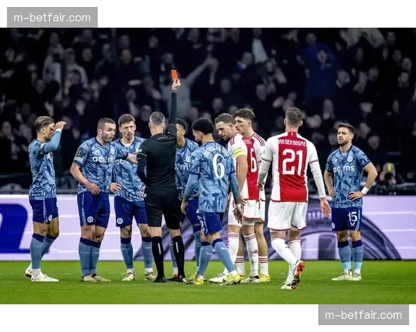 拜仁预期进球2.92vs皇马1.82，反击机会质量决定胜负